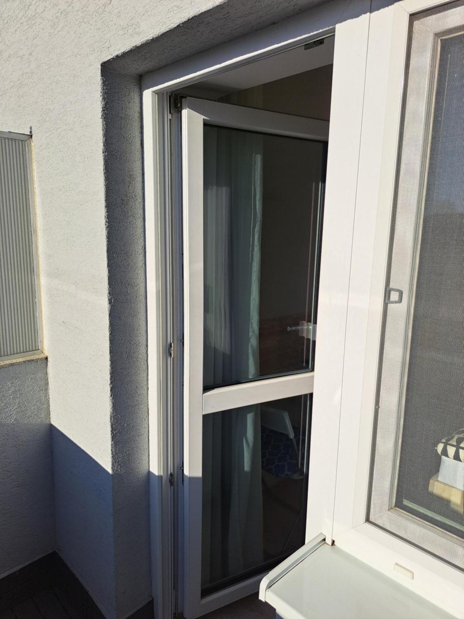 Apartmany Amalia Пиещани Екстериор снимка